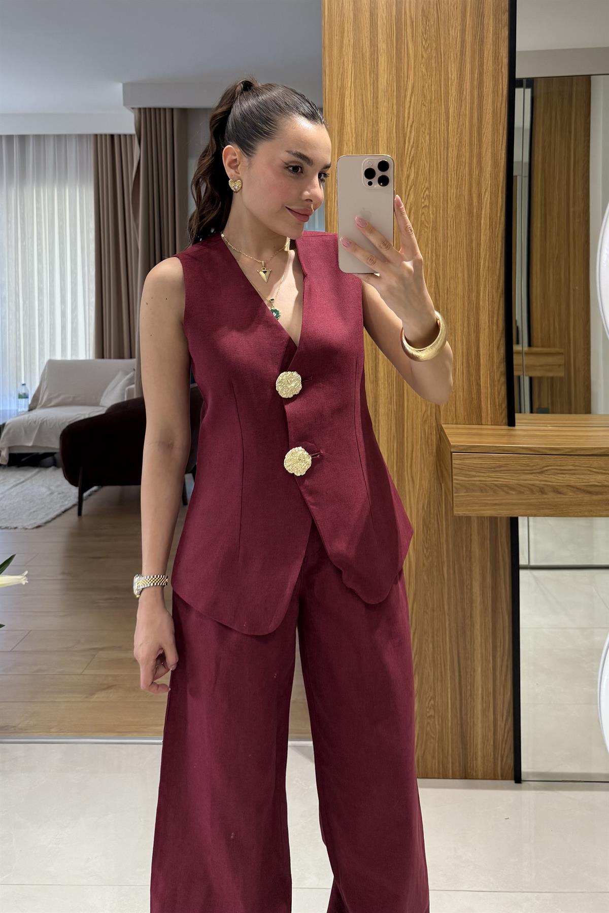 Samantha Bordo Gold Düğmeli Keten Takım
