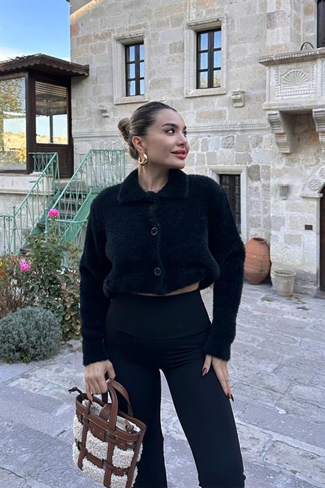 Samia Yakalı Yumoş Kazak - Siyah