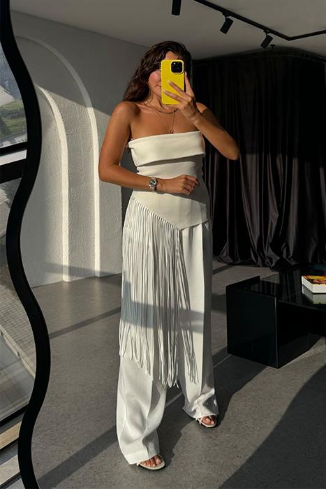 Sandy Straplez Verev Püsküllü Crop-Beyaz