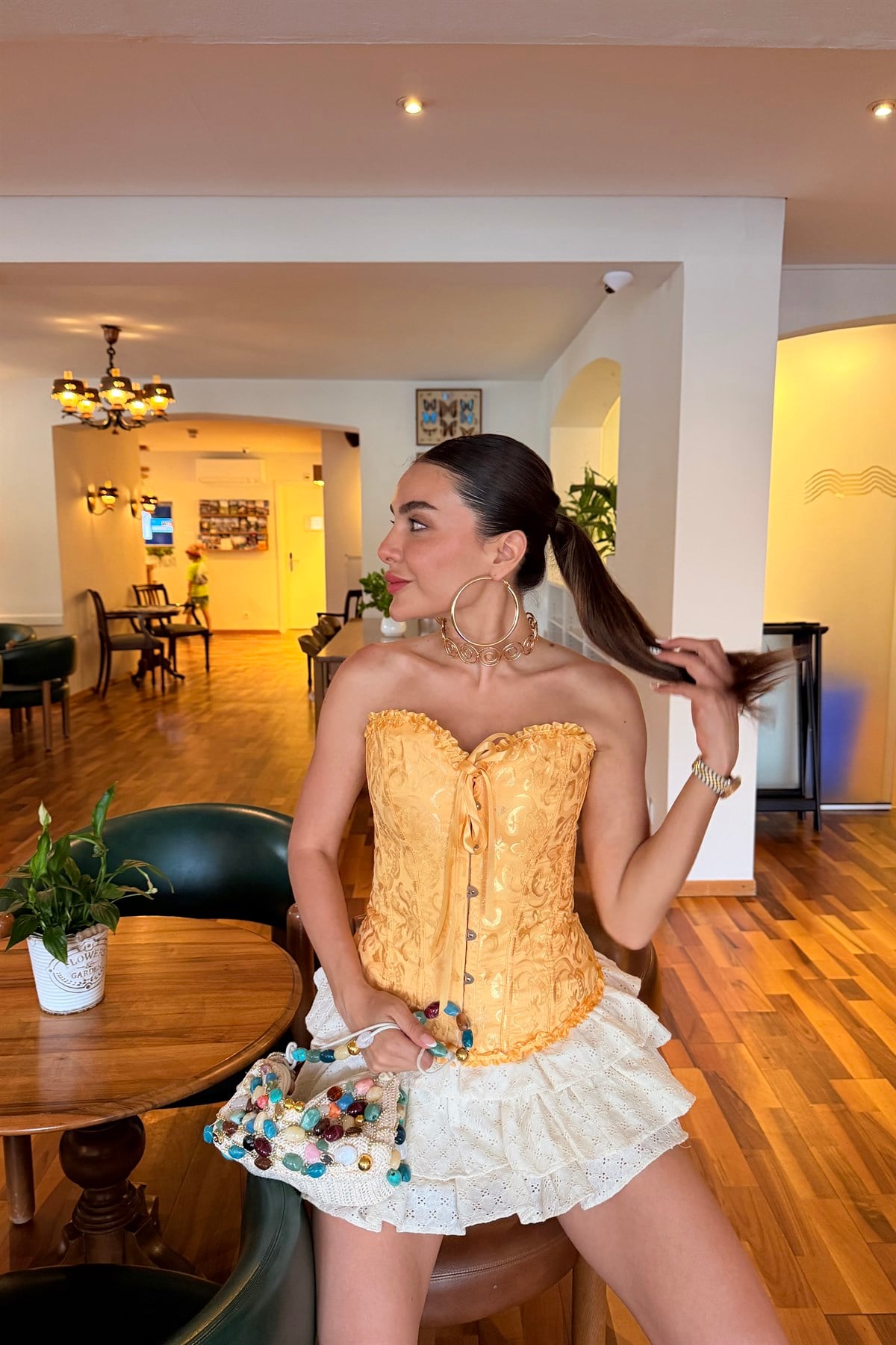 Santa Sarı Dokulu Britli Korse