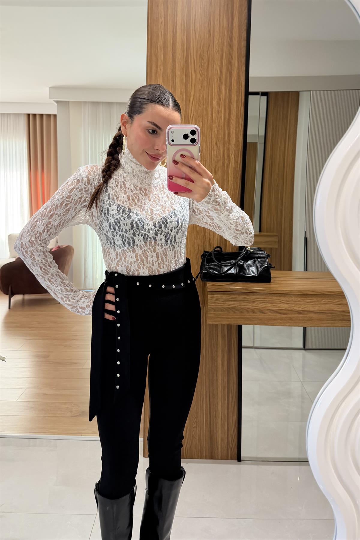 Santino Beyaz Dantel Balıkçı Body