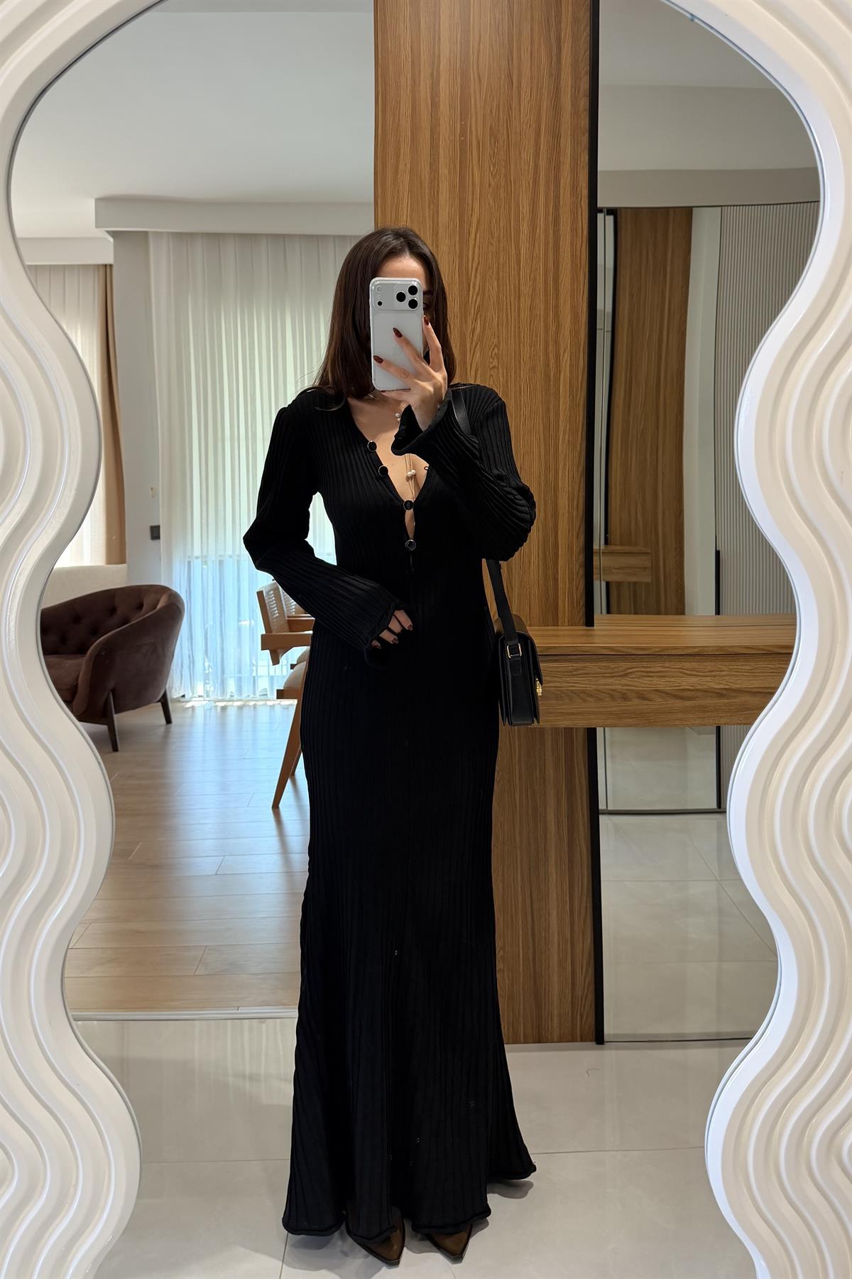 Sanya Siyah Triko Düğmeli Elbise