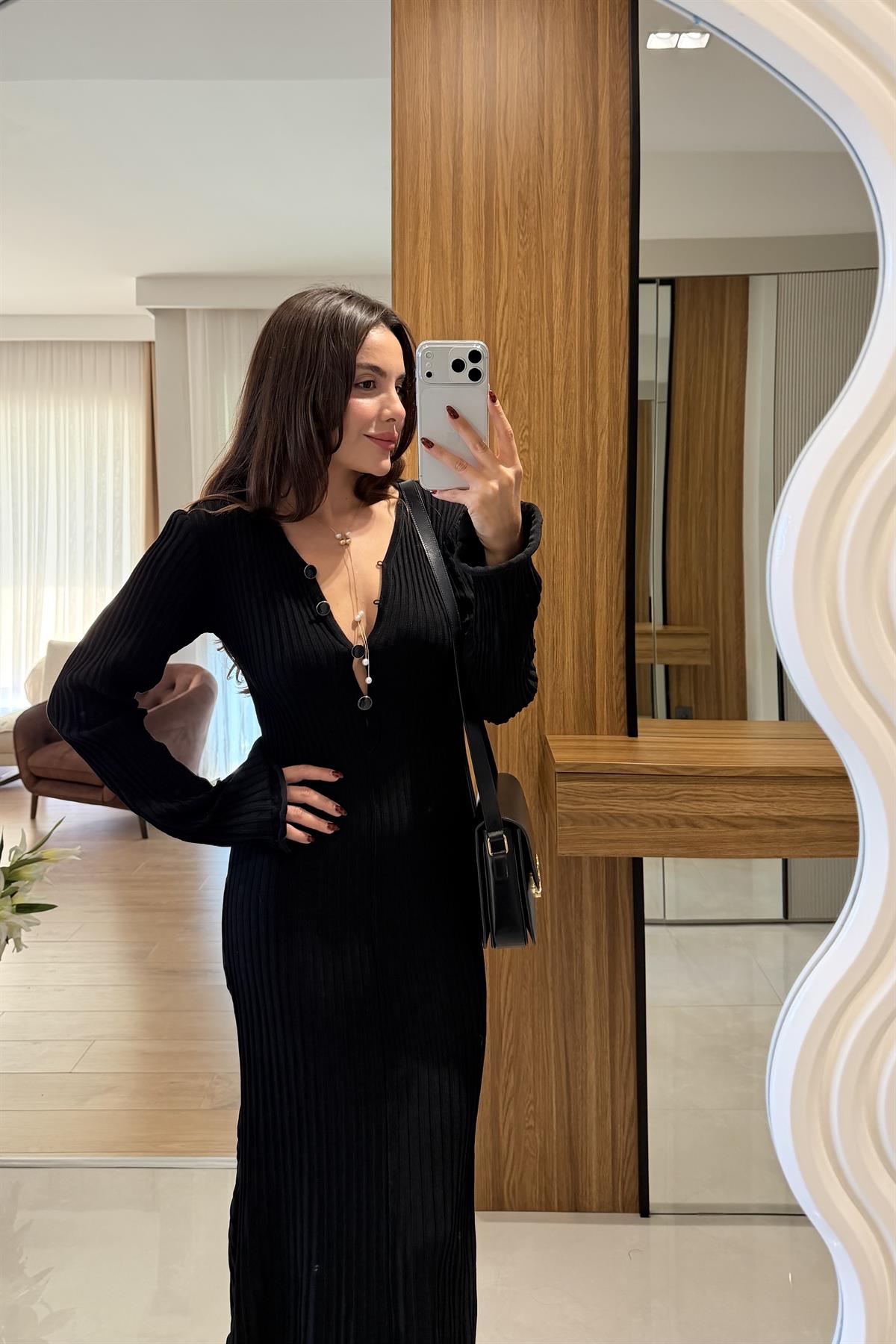 Sanya Siyah Triko Düğmeli Elbise