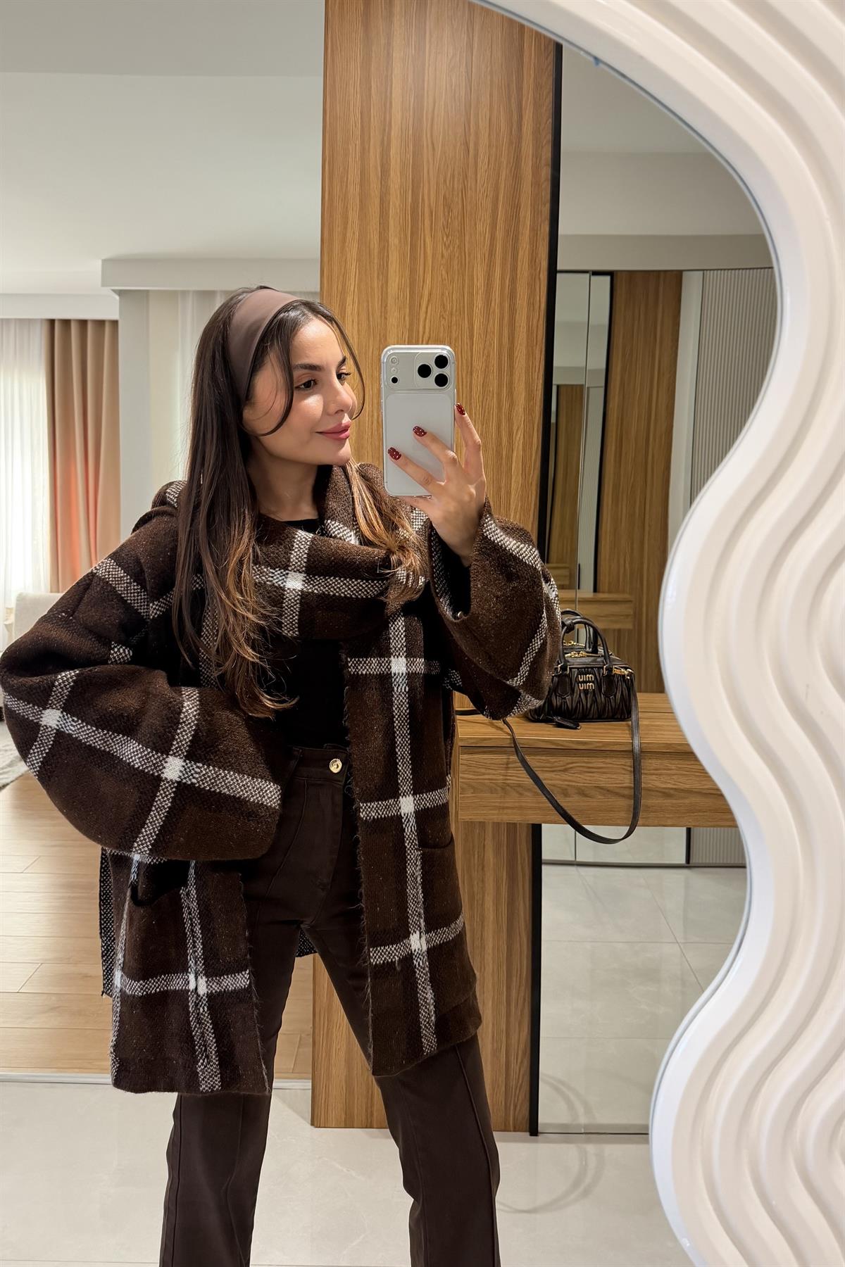 Scarf Kahve Kendinden Atkılı Triko Ceket 