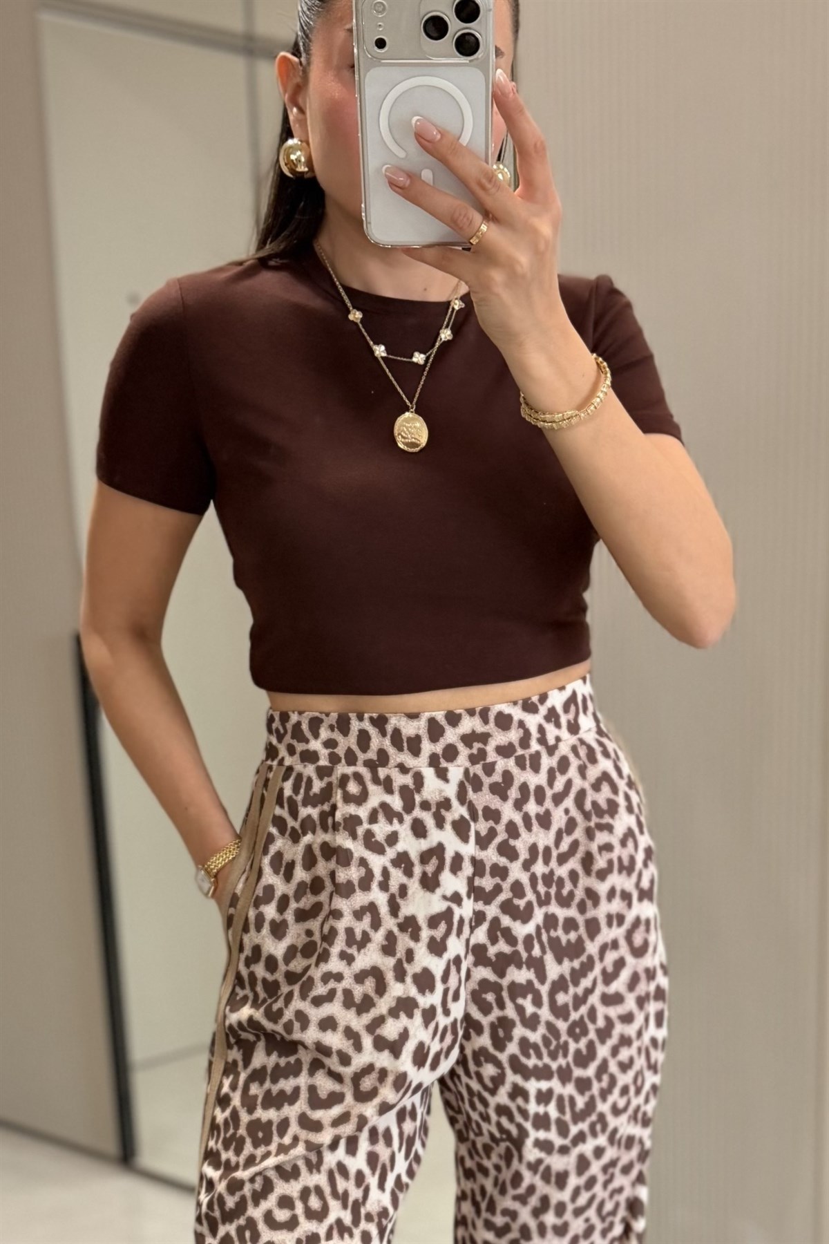 Seize Kahve Basic Slim Fit Crop Bluz