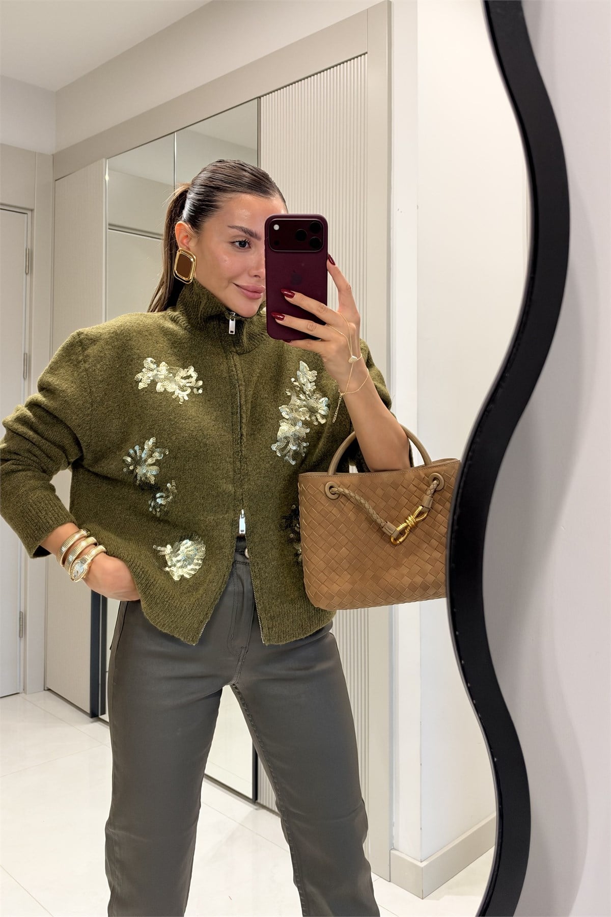 Senta Haki Payet Çiçek İşlemeli Fermuarlı Triko Hırka