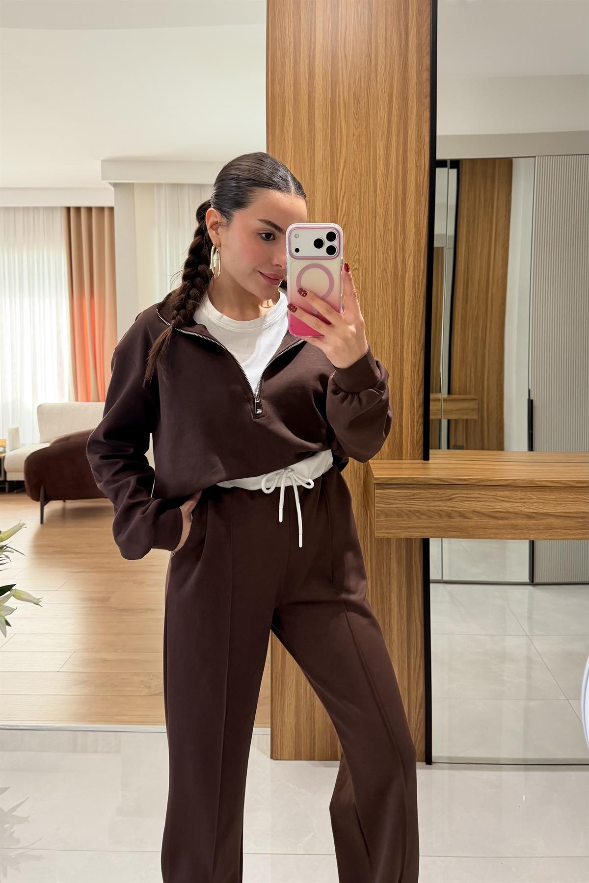 Senya Kahve Tshirt Detaylı Eşofman Takımı