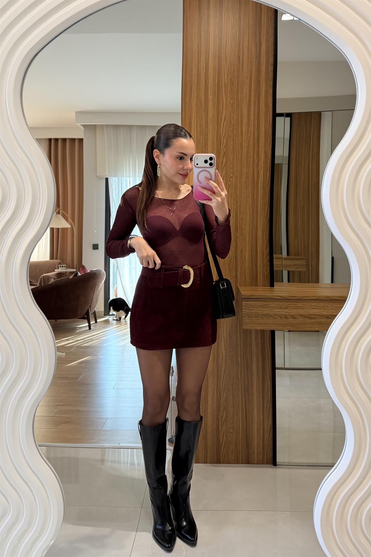 Seria Bordo Kemerli Süet Şort Etek