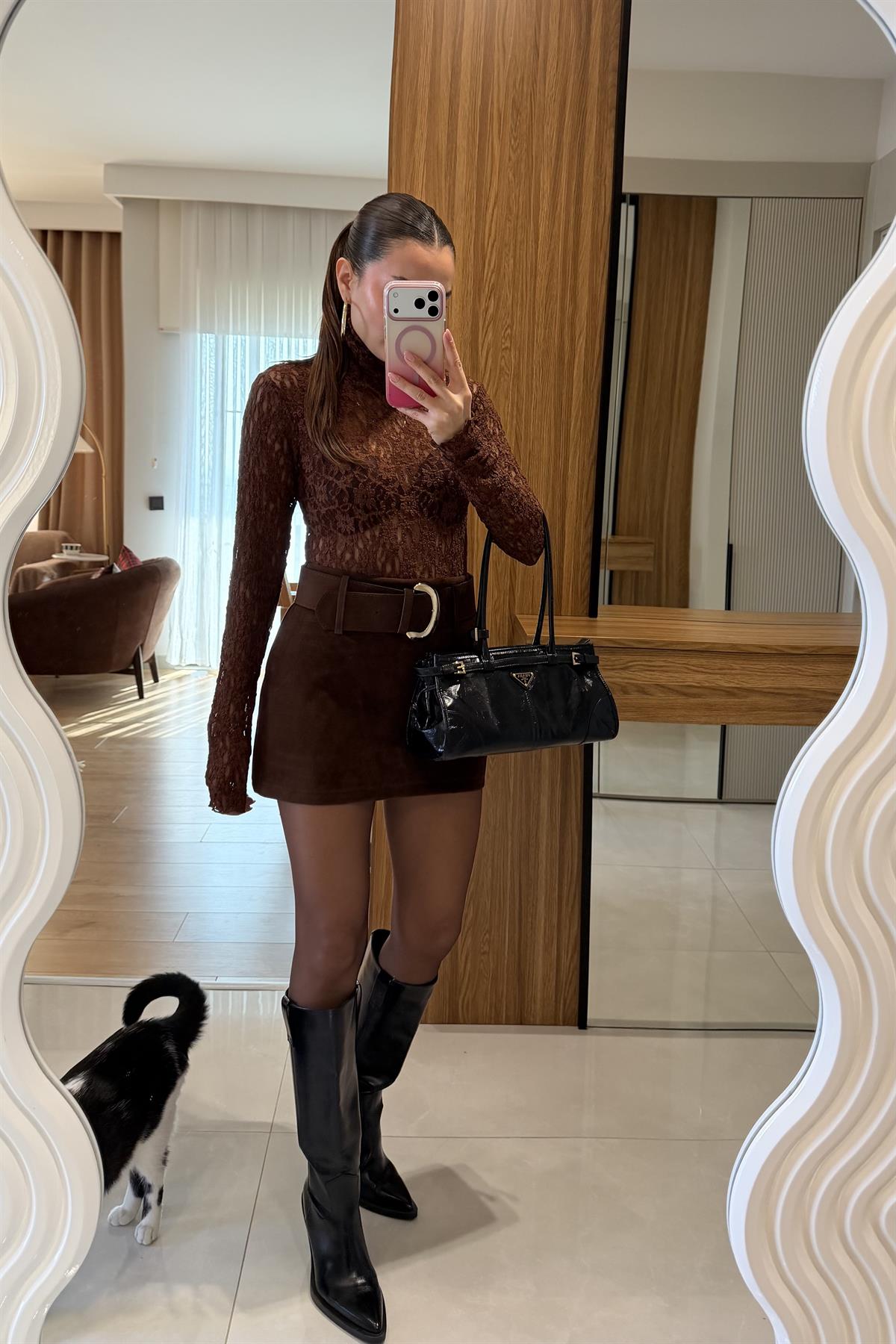 Seria Kahve Kemerli Süet Şort Etek