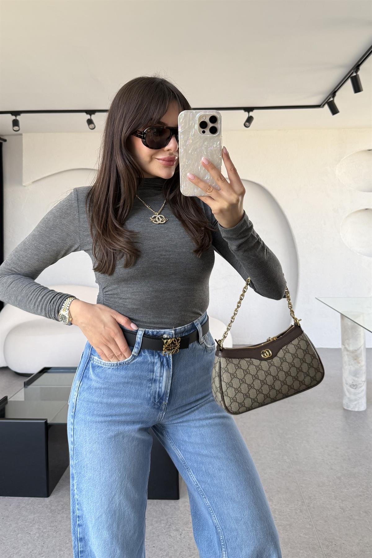 Seul Füme Kendinden Yakalı Body