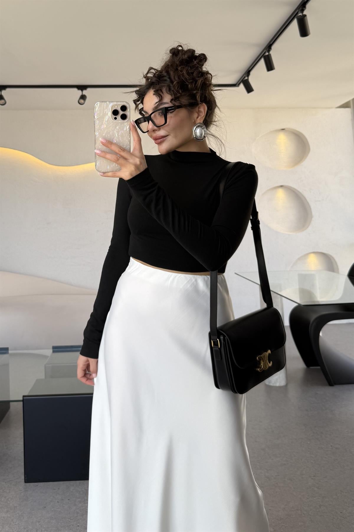 Seul Siyah Kendinden Yakalı Body