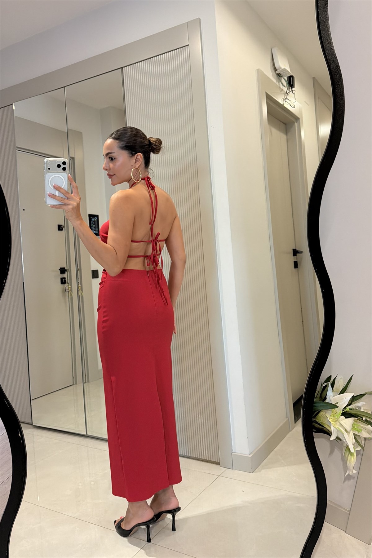 Shanna Kırmızı Kolye Detaylı Sırt Dekolteli Elbise