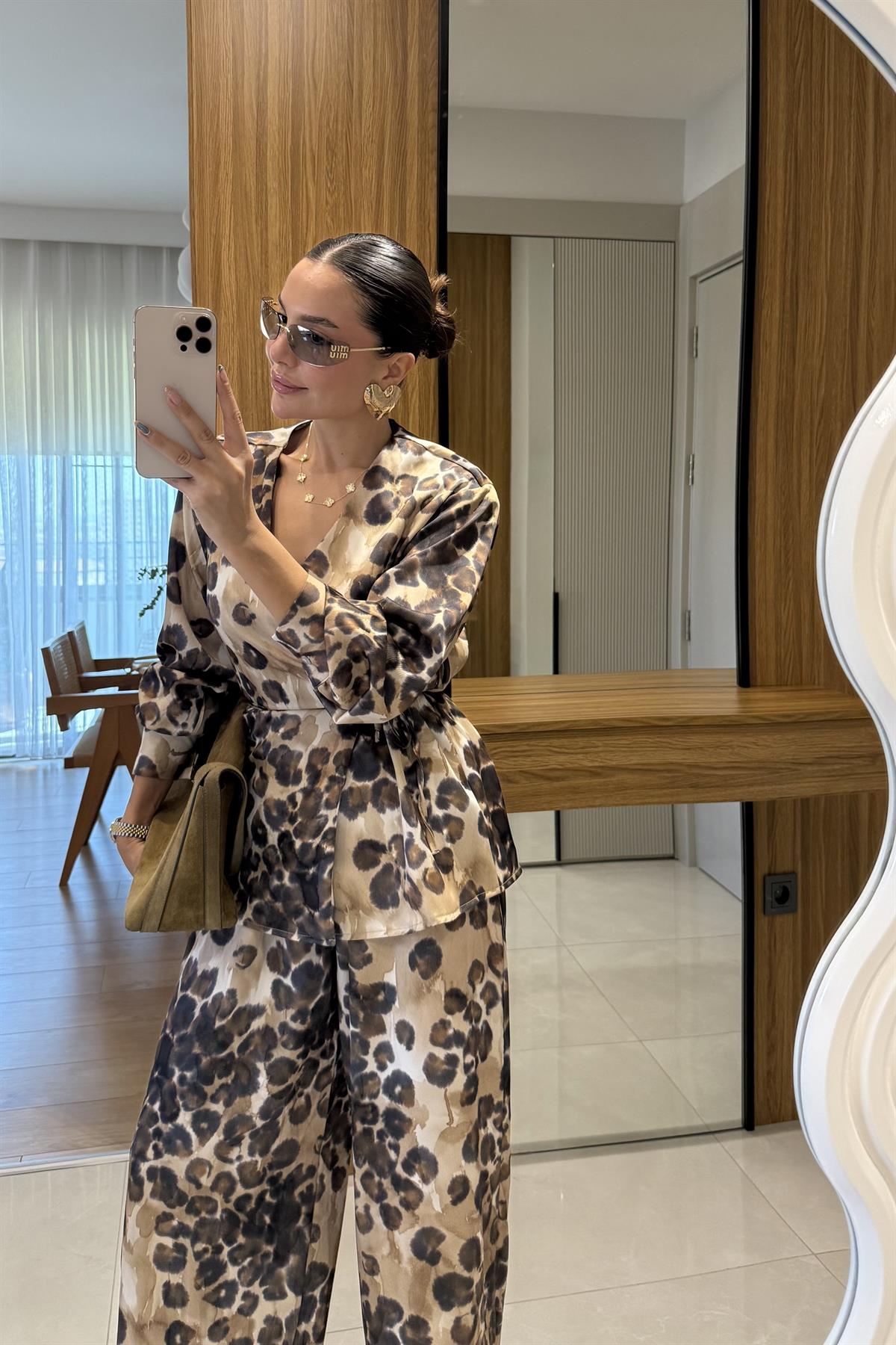 Livra Leopar Saten Takım