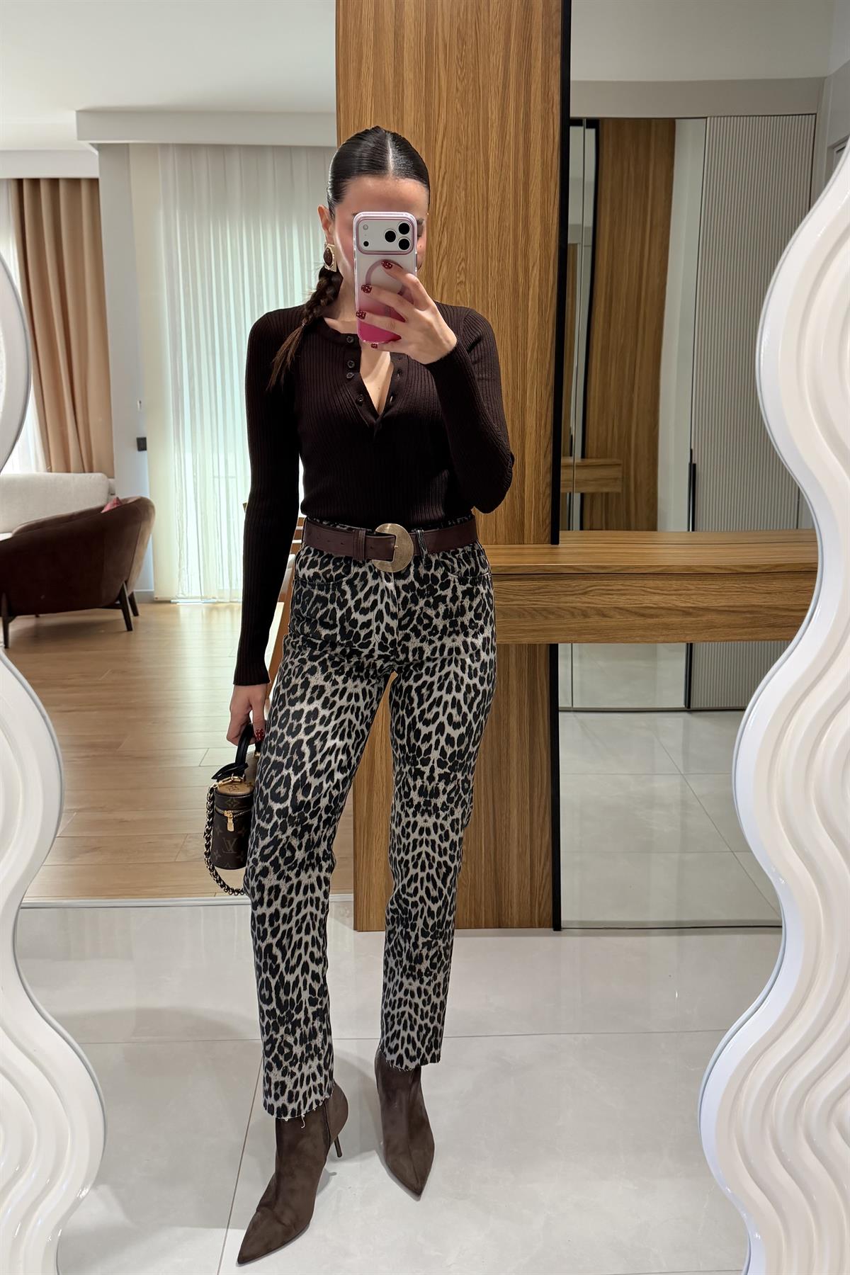 Silveria Leopar Boyfit Kesik Paça Jean