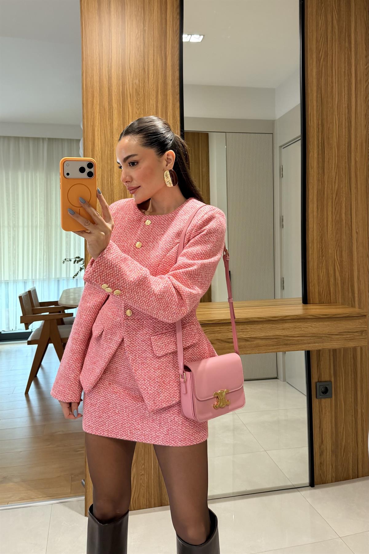 Siu Pembe Tüvit İçi Şortlu Takım