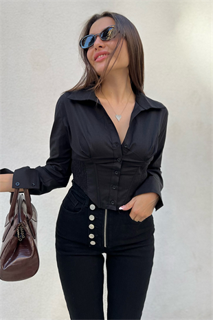 Siyah korse detaylı gömlek