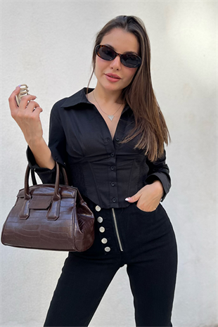 Siyah korse detaylı gömlek