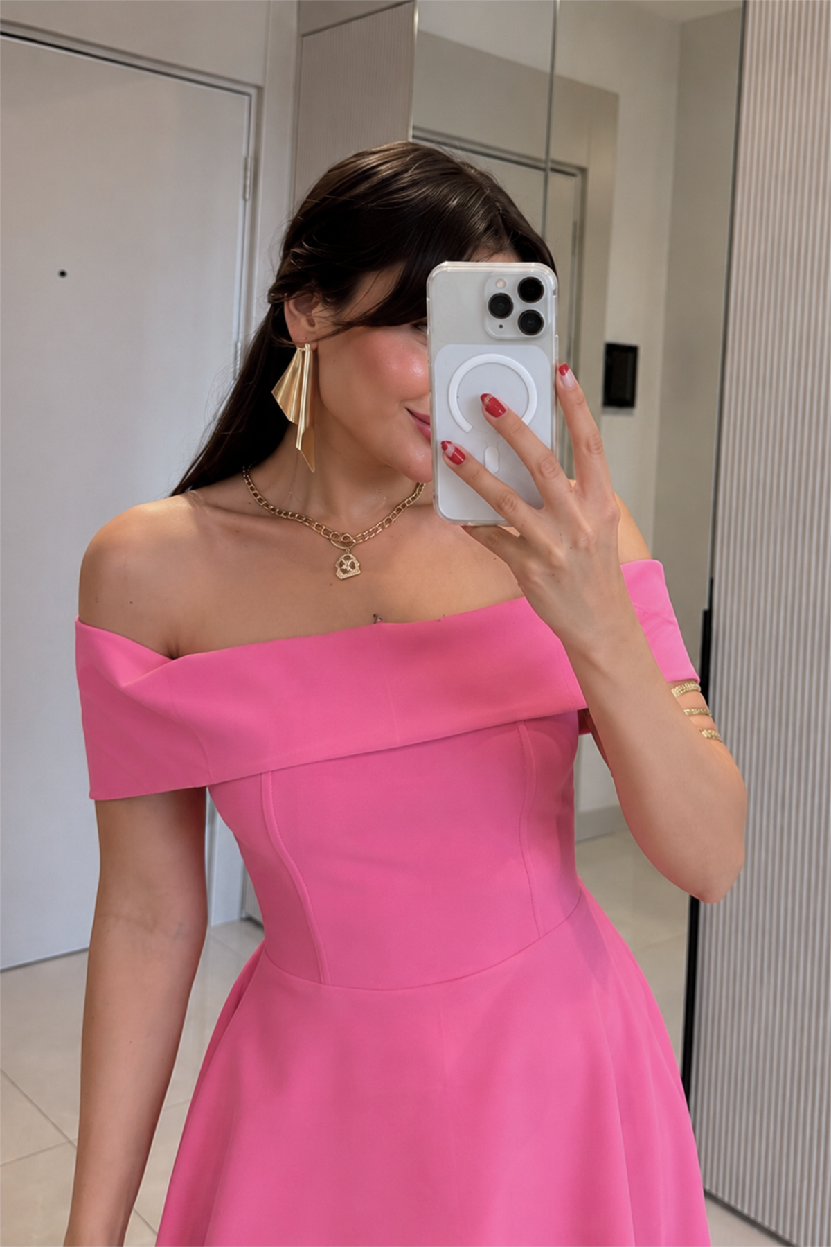 Soelle Pembe Madonna Yaka Çan Elbise