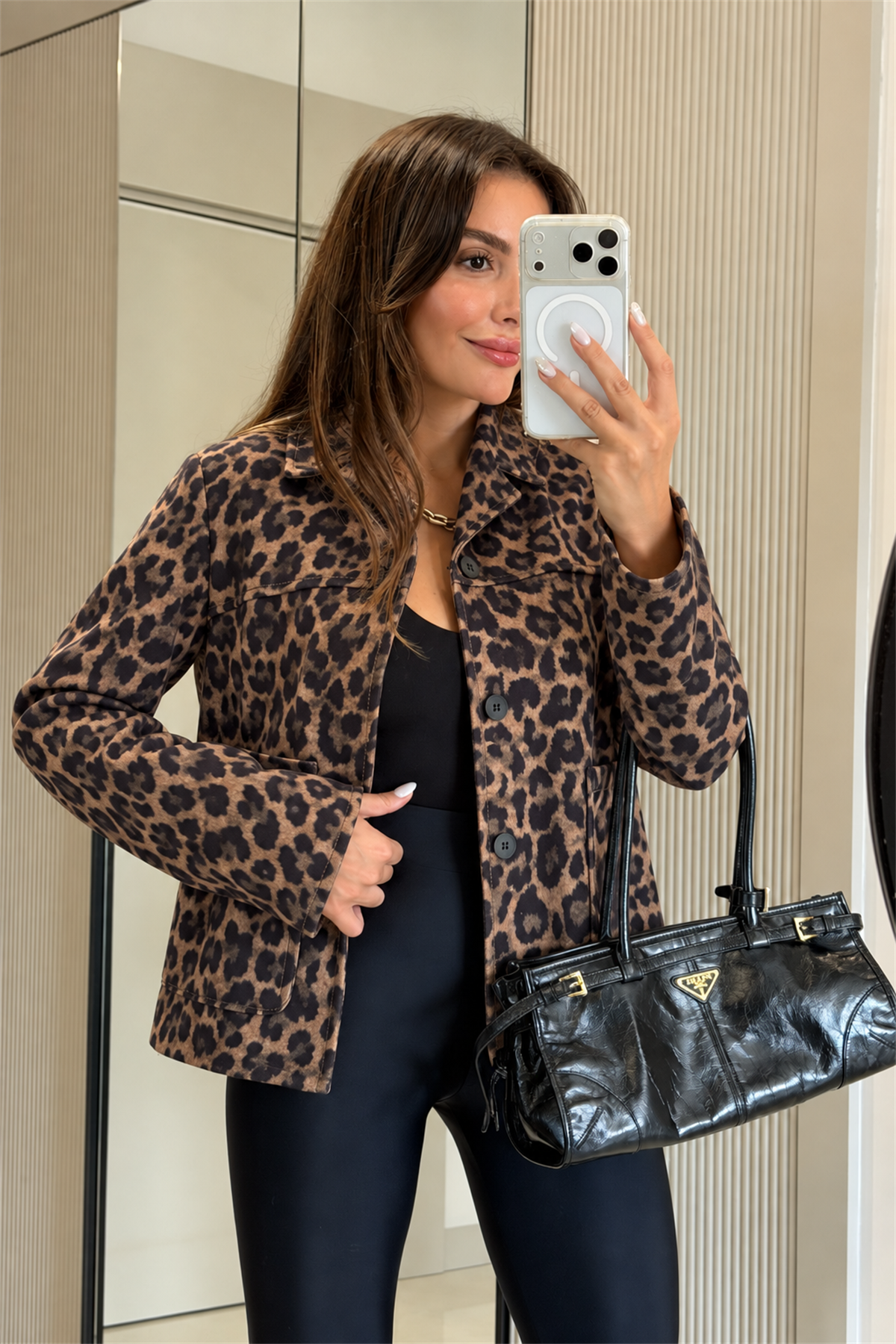 Soffia Leopar Desenli Düğmeli Cepli Ceket