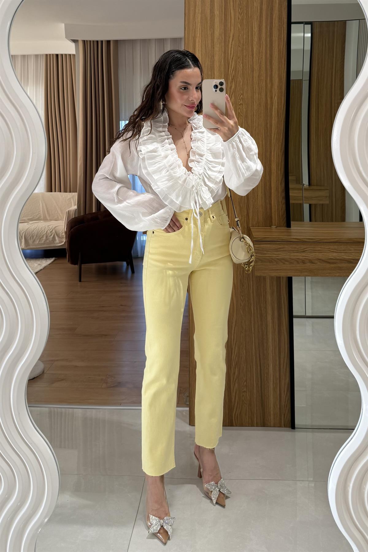 Solvia Sarı Boyfit Jean