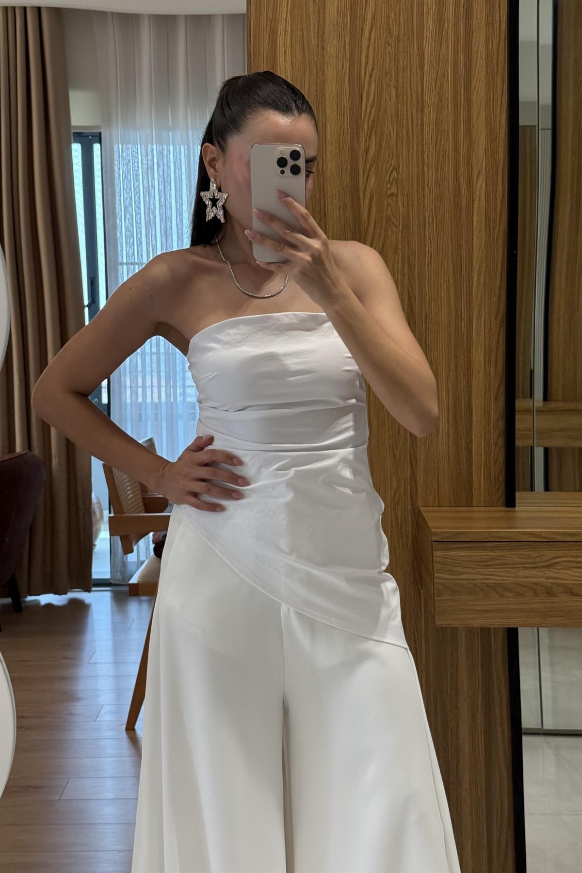 Solya Beyaz Straplez Crop