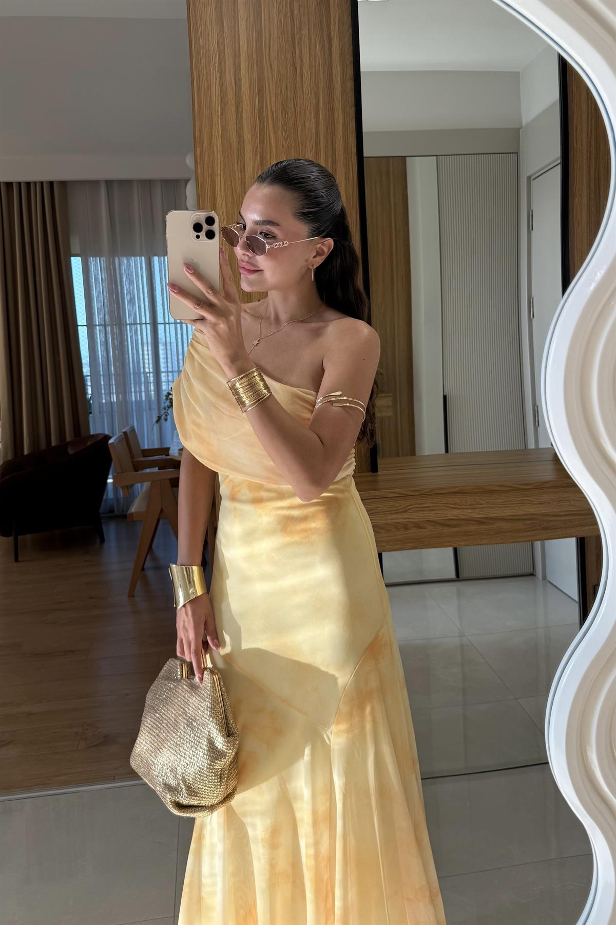 Sophya Sarı Desenli Uzun Elbise