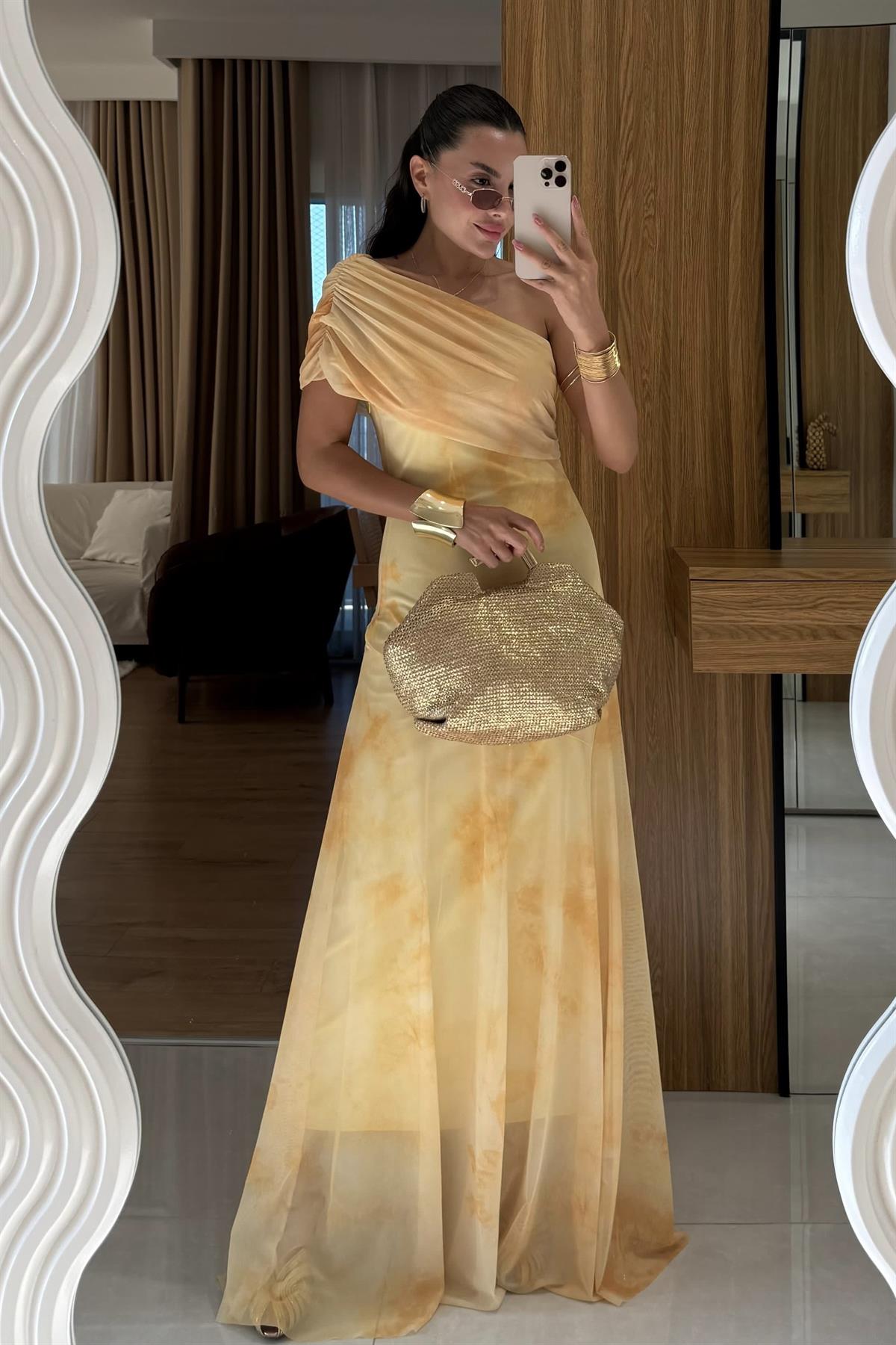 Sophya Sarı Desenli Uzun Elbise