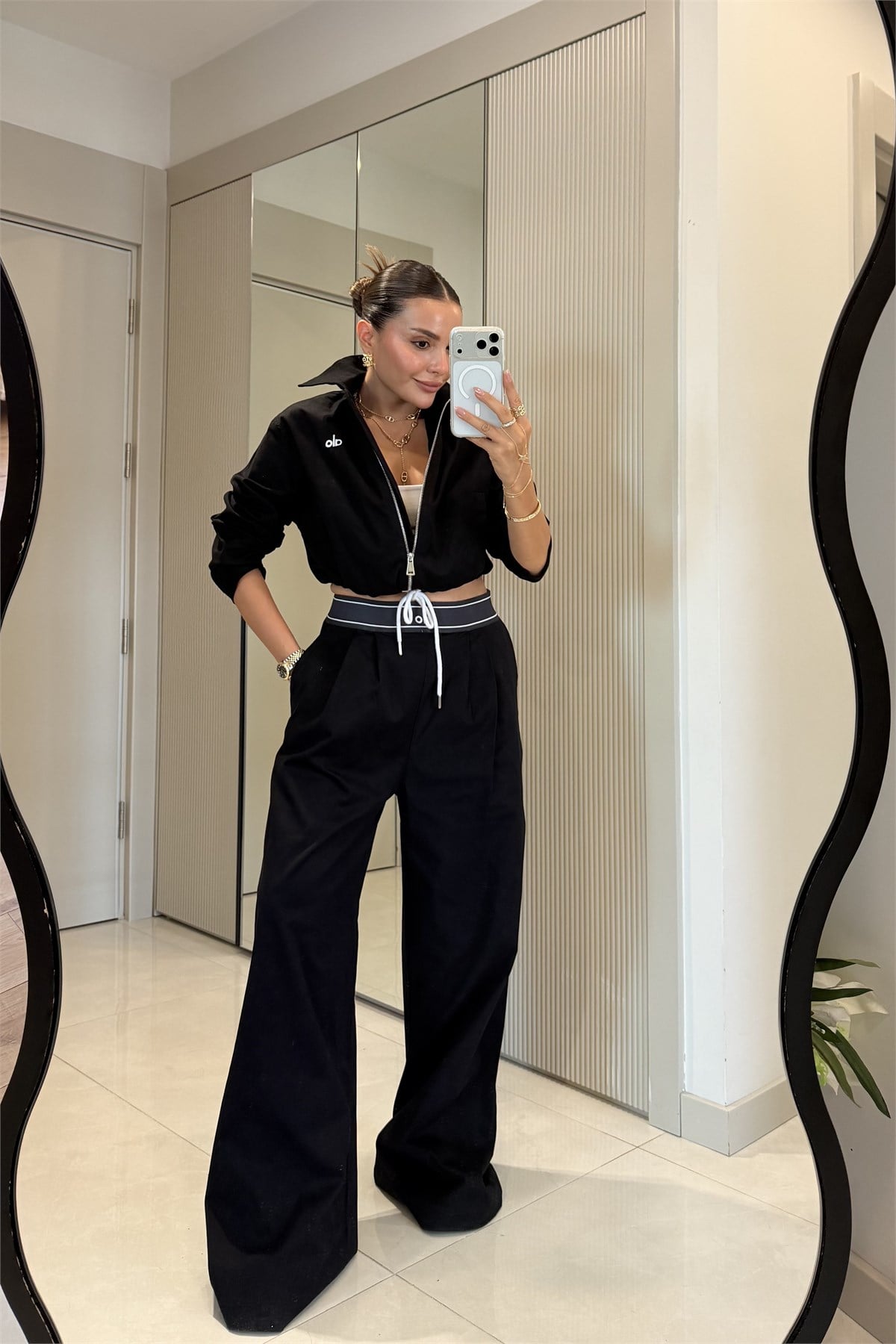 Spain Siyah Gabardin Marka Model Takım