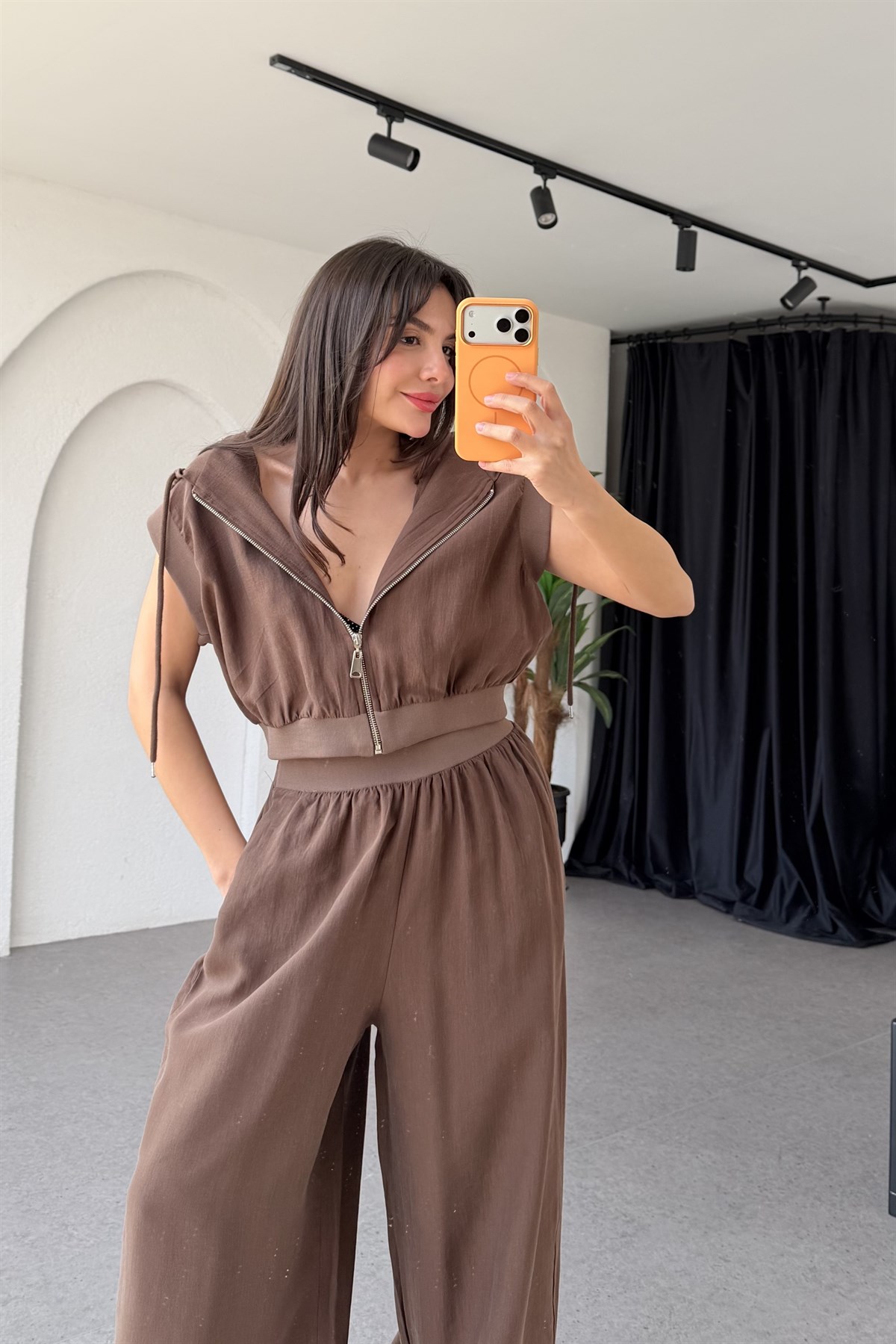 Spania Kahve Kapüşonlu Crop Yelek