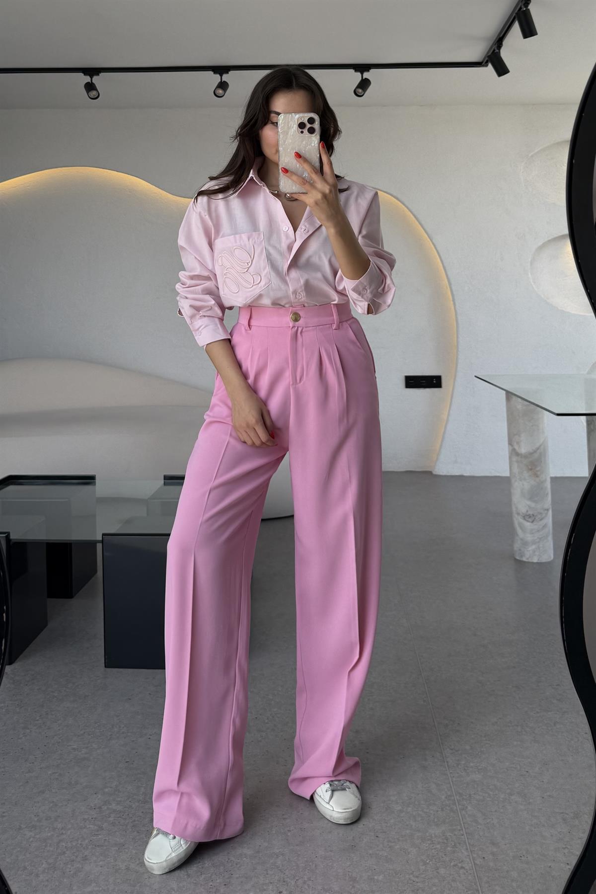 Spezia Pembe Cebi Nakışlı Gömlek 