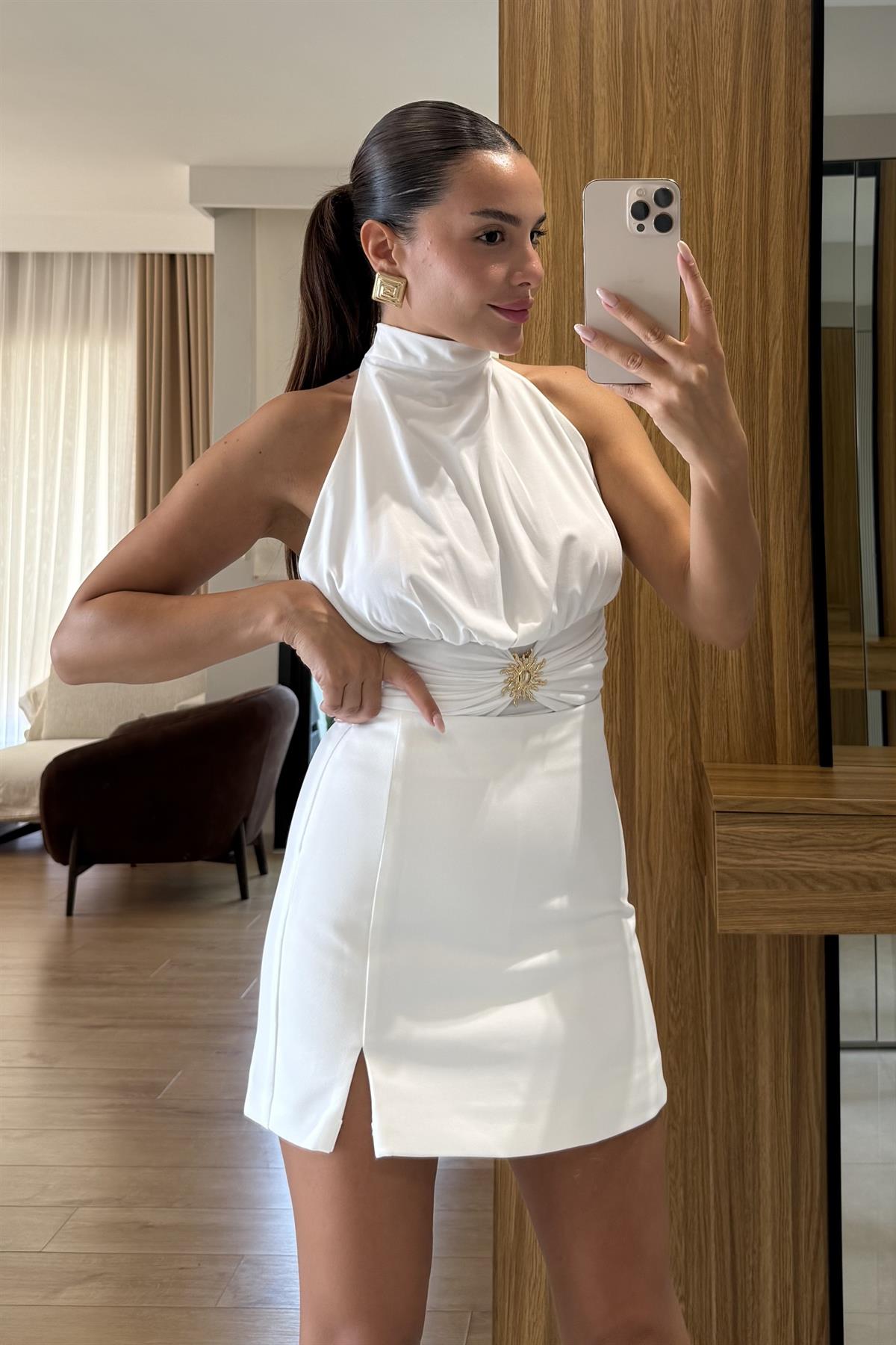 Stellar Beyaz Yırtmaçlı Şort Etek