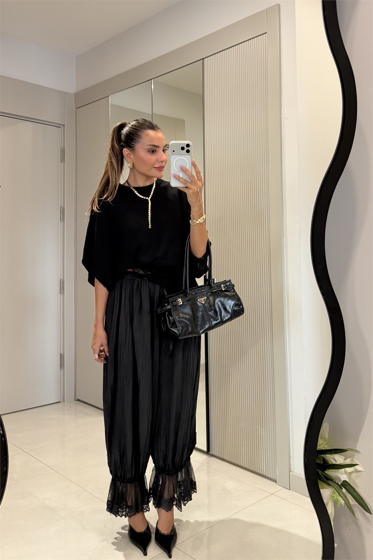 Streep Siyah Dantel Detaylı Merserize Triko