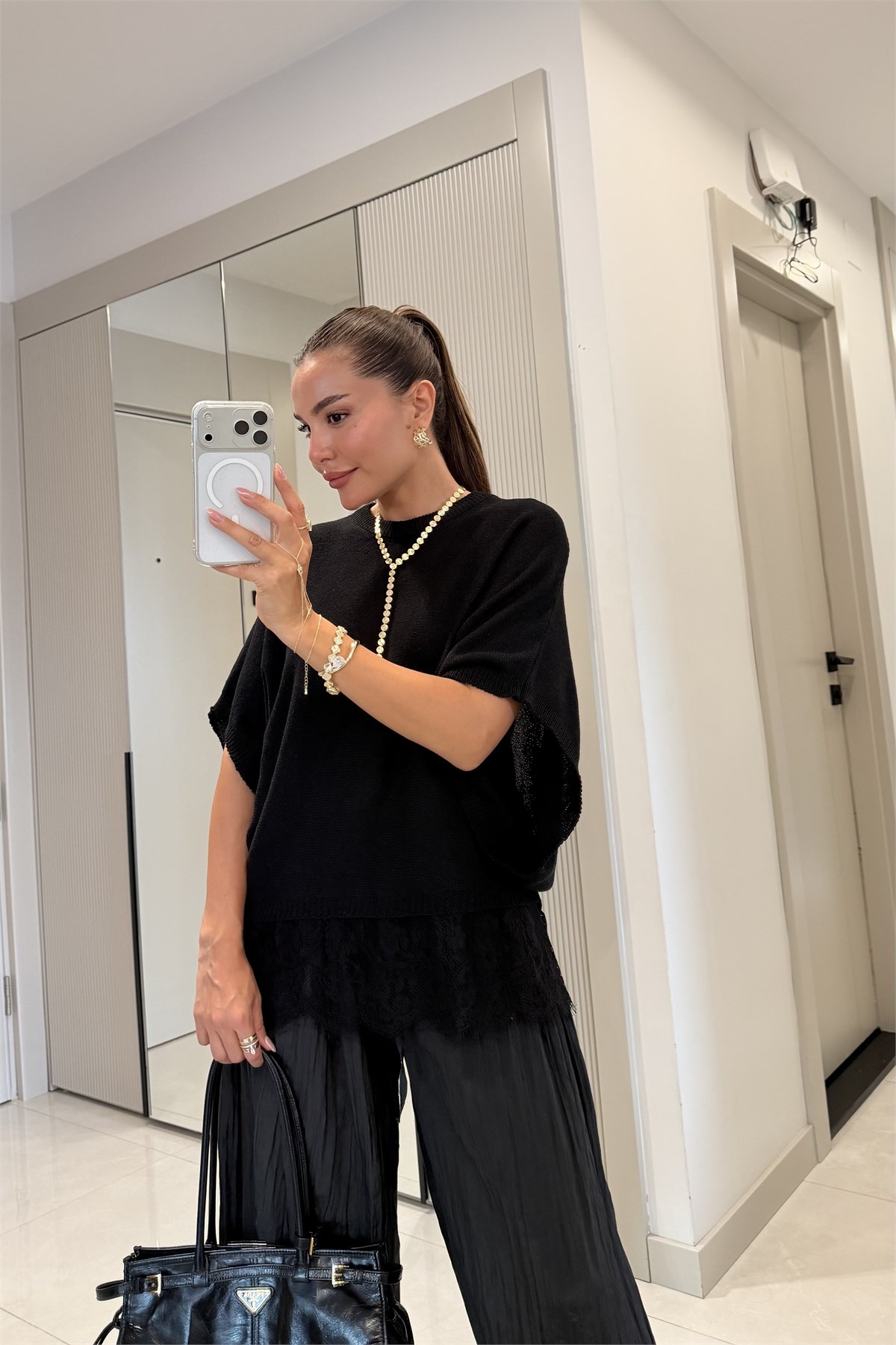 Streep Siyah Dantel Detaylı Merserize Triko