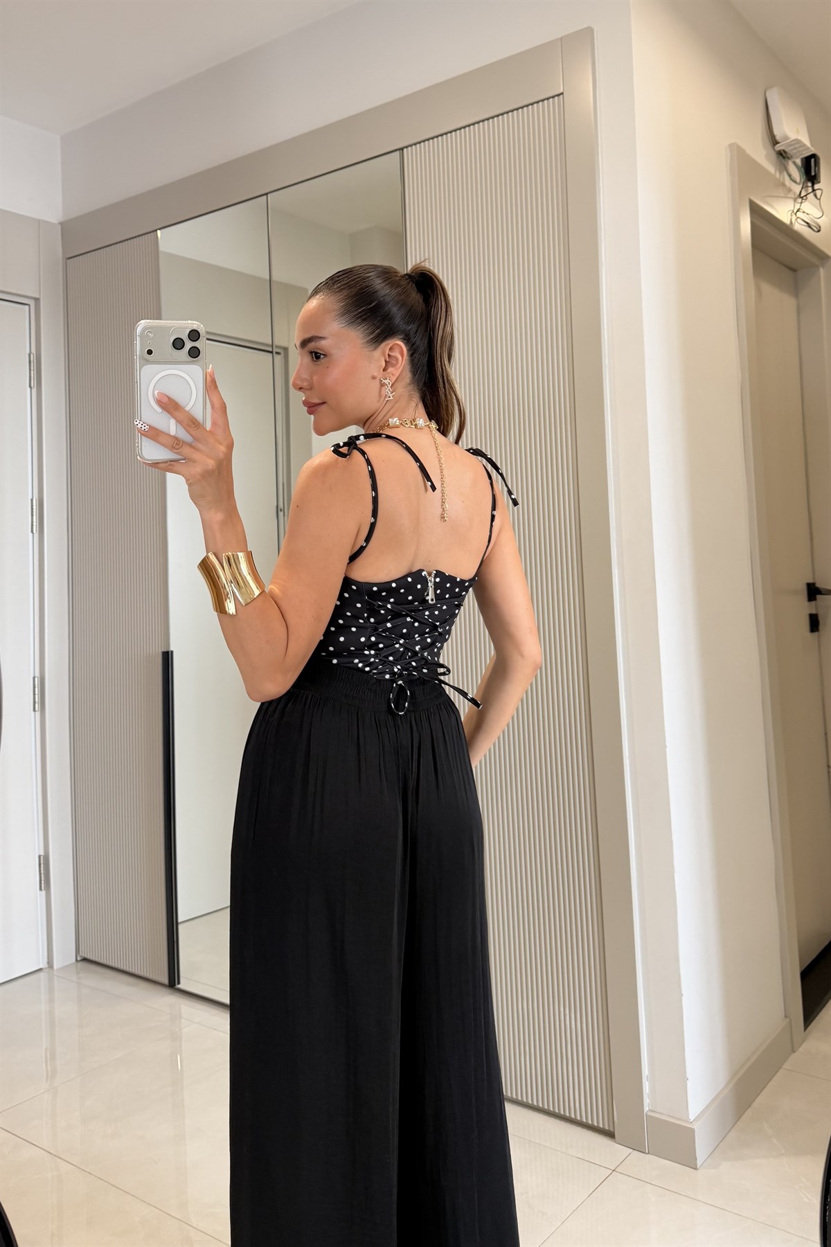 Suzie Siyah Puantiyeli Omuzdan Bağlamalı Bluz