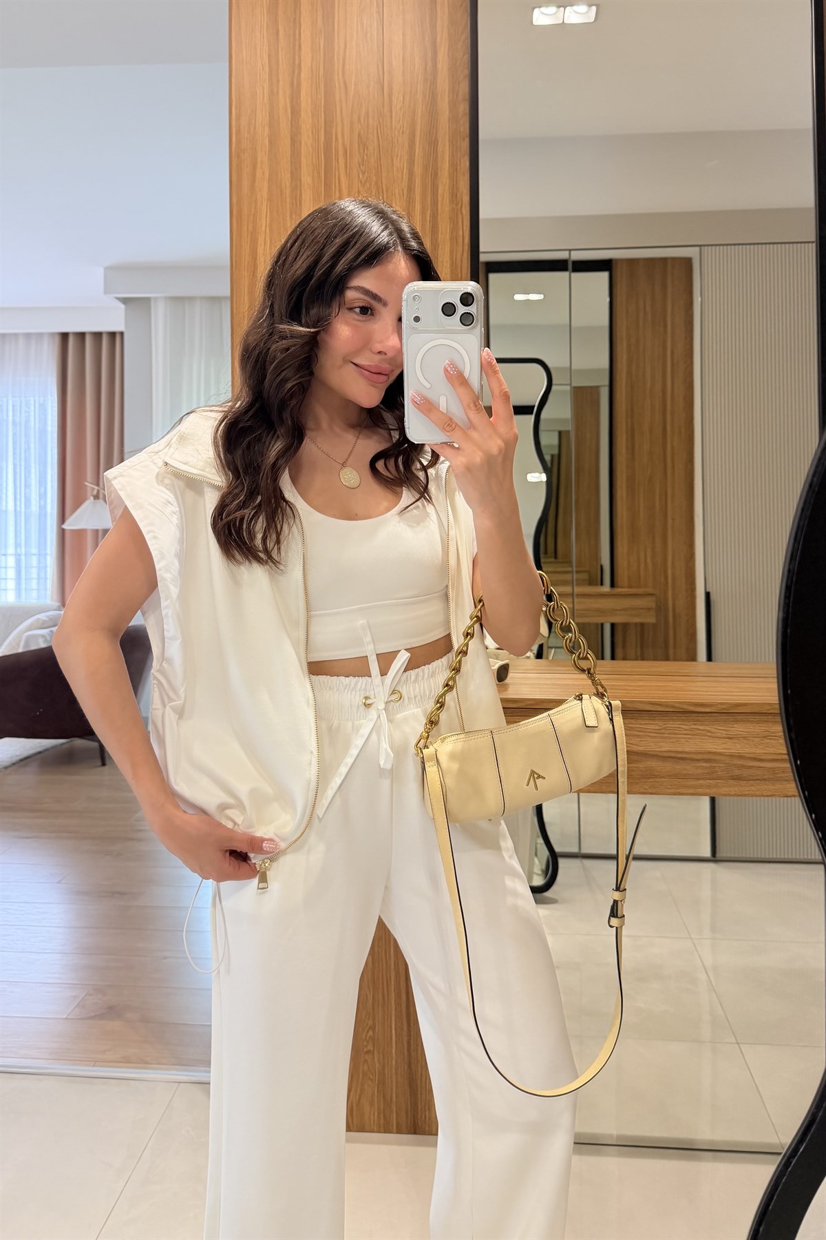 Tania Beyaz Yelekli Paraşüt Detaylı Modal Takım