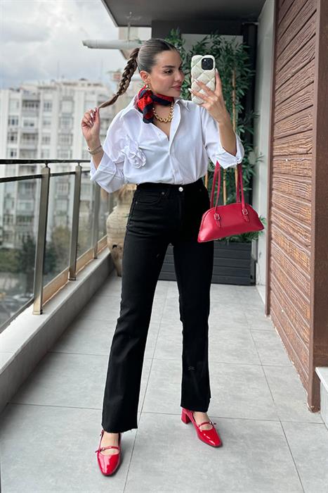 Tayla Siyah Kesikli Flare Jean