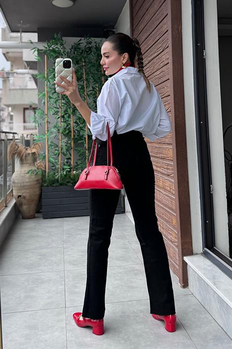 Tayla Siyah Kesikli Flare Jean