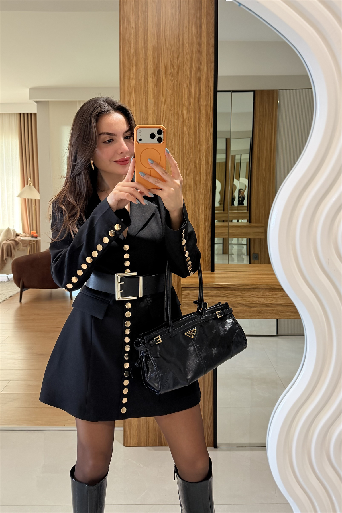 Taylor Siyah Gold Düğmeli Blazer Elbise