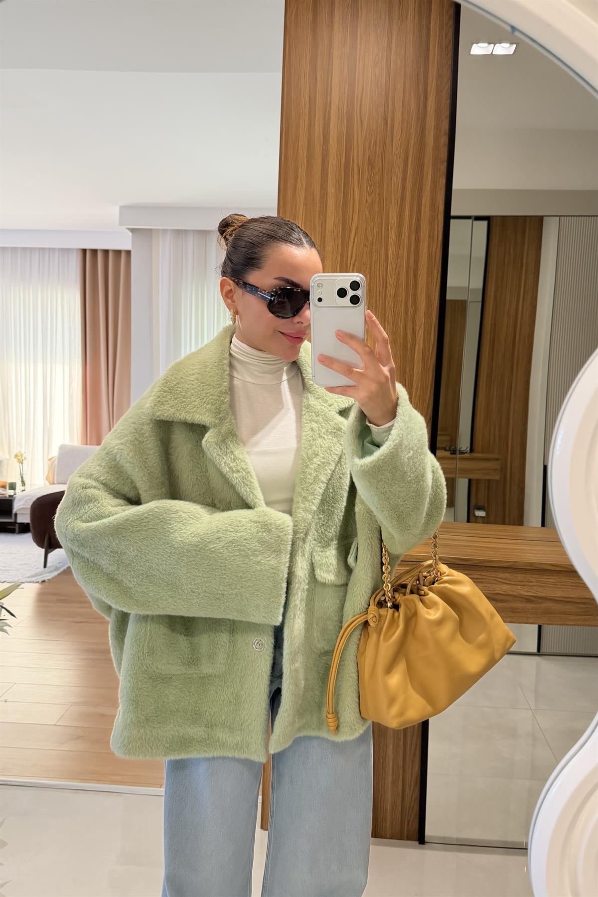 Thana Yeşil Premium Peluş Kaban