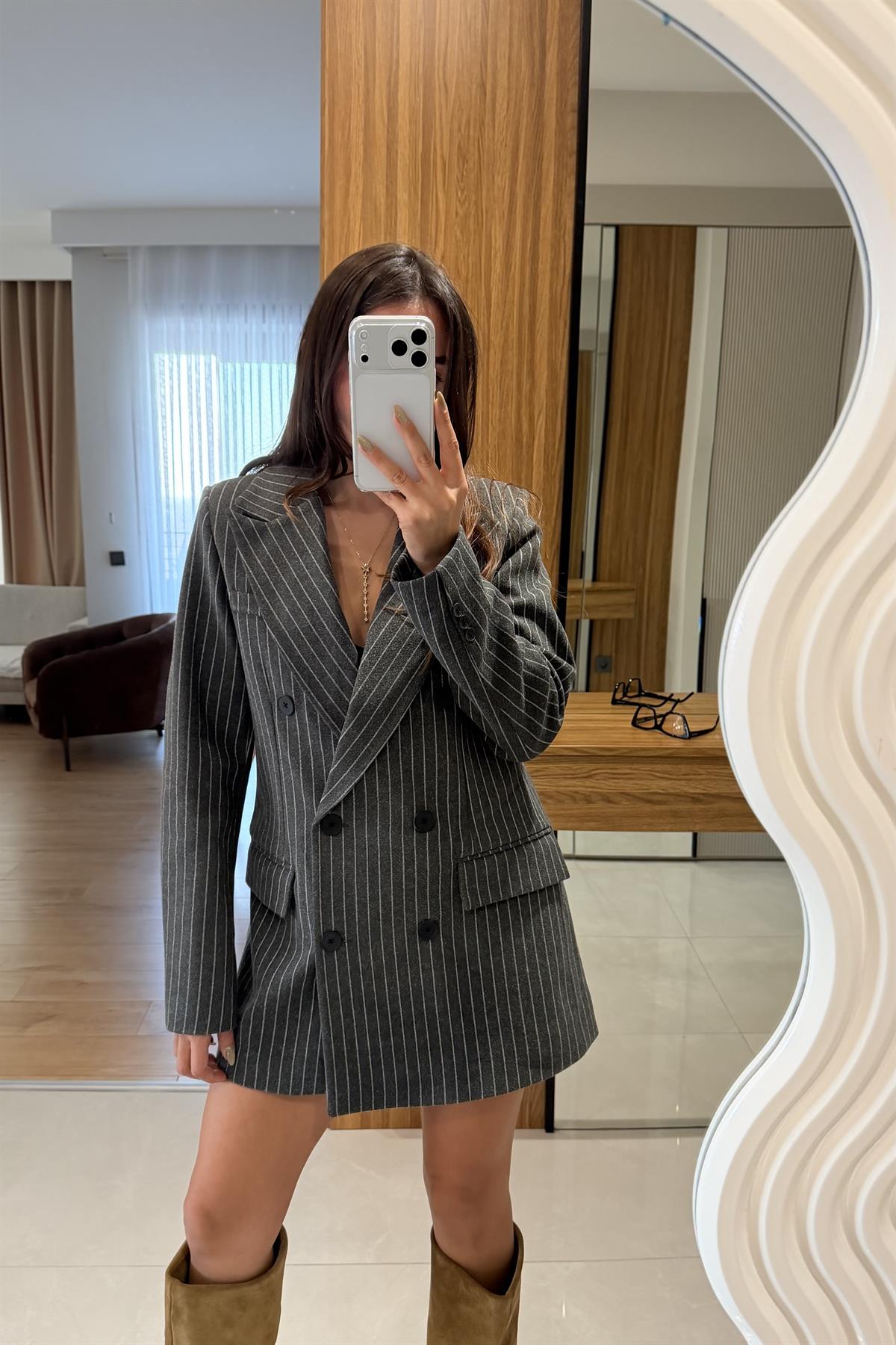 Toskana Gri Çizgili Kaşe Takım