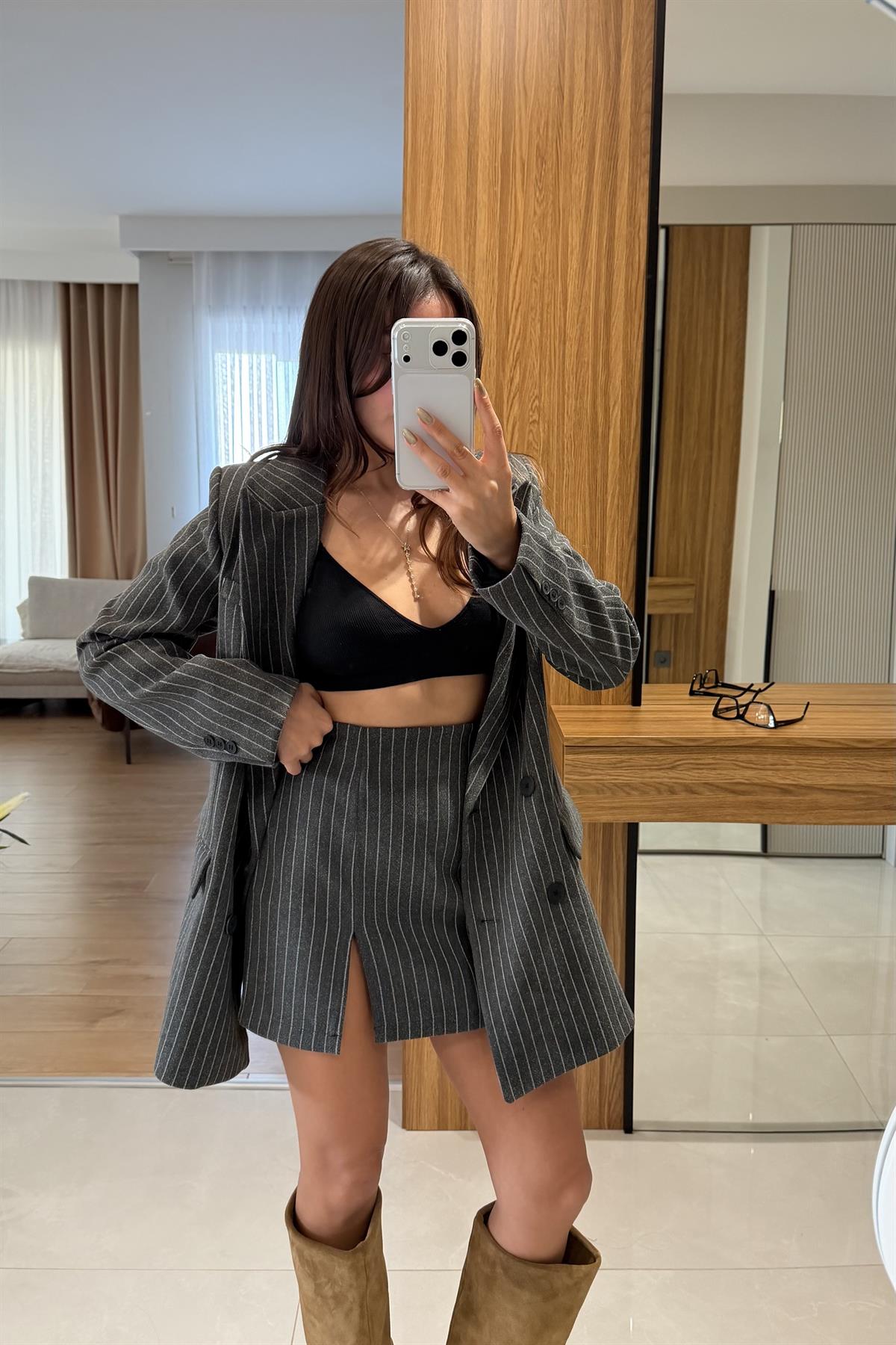 Toskana Gri Çizgili Kaşe Takım