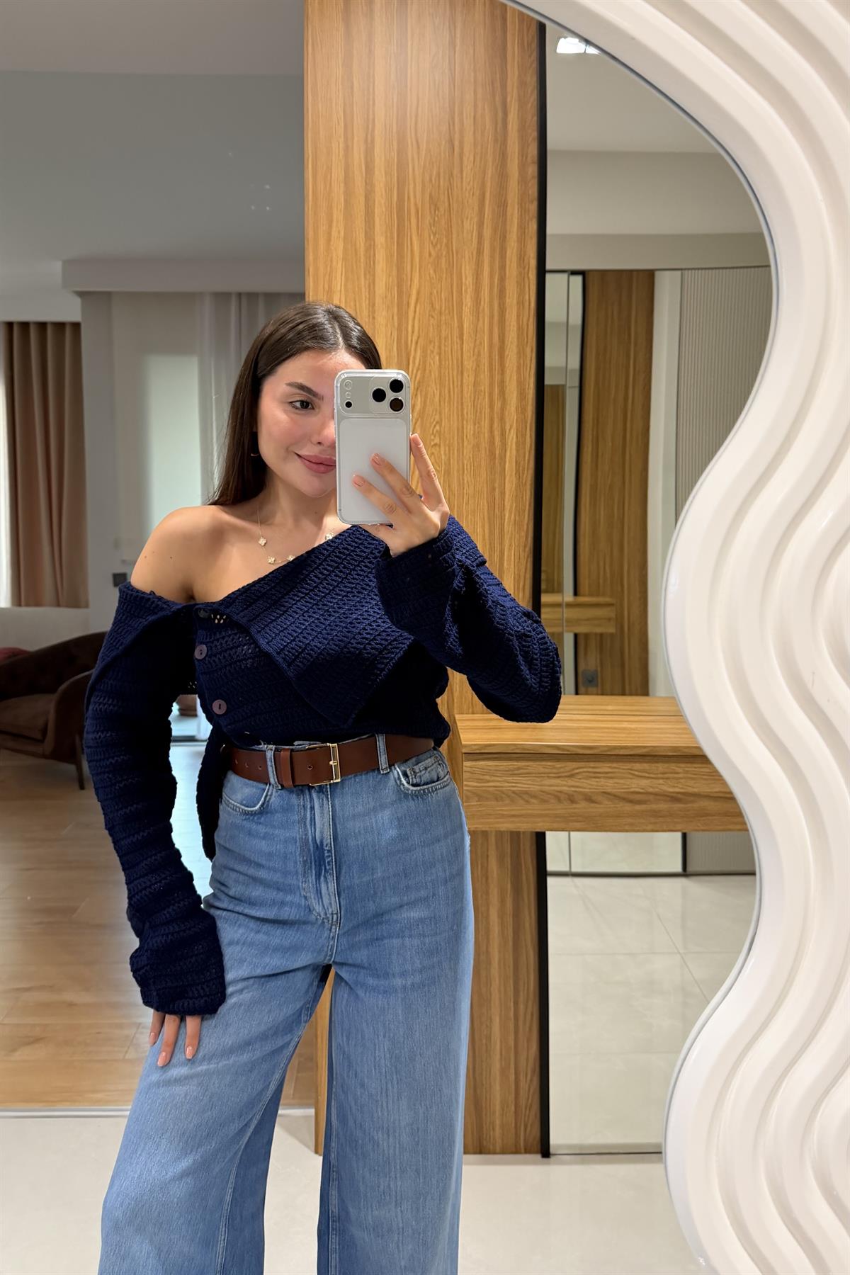 Tovra Lacivert Madonna Yaka Düğmeli Triko Kazak