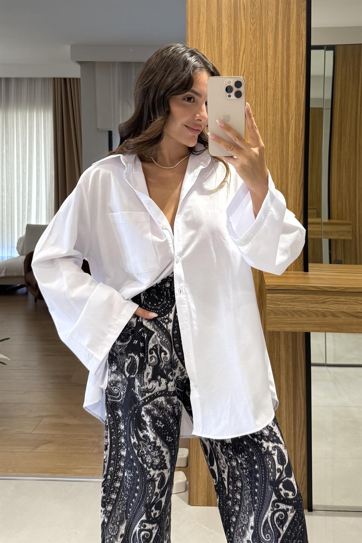 Trevana Beyaz İspanyol Kol Gömlek