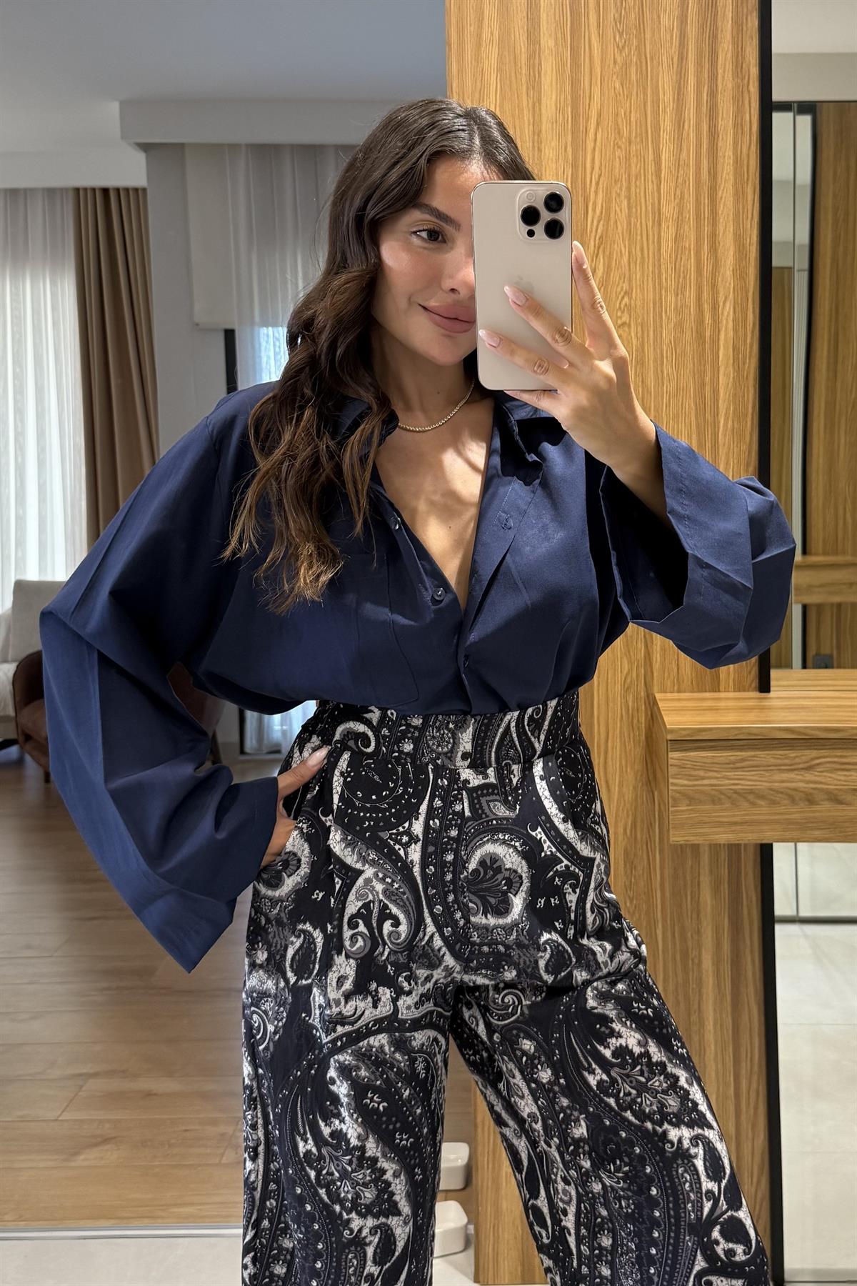 Trevana Lacivert İspanyol Kol Gömlek