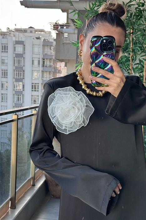 Tually Vatkalı Siyah Saten Elbise 