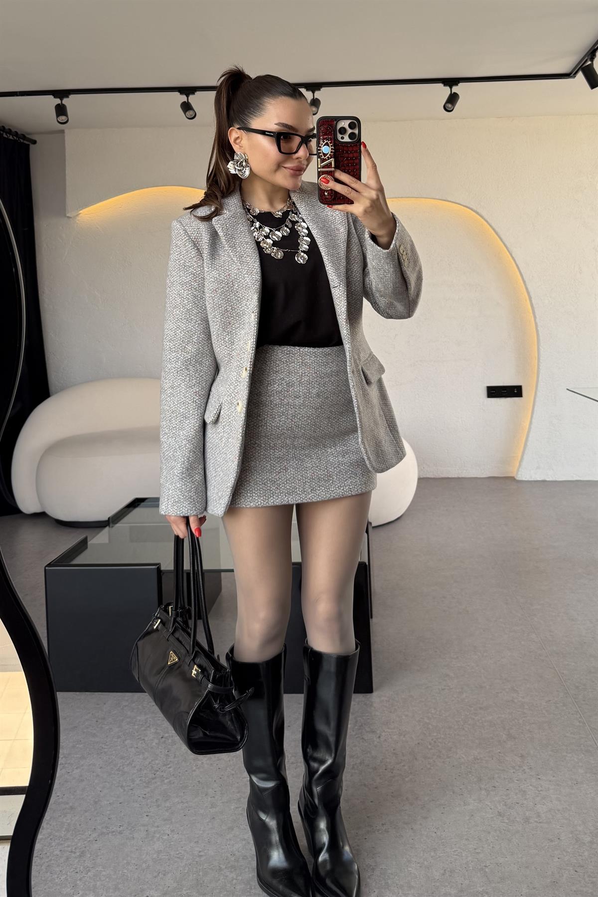 Tweed Gri İçi Şortlu Etek Takım 