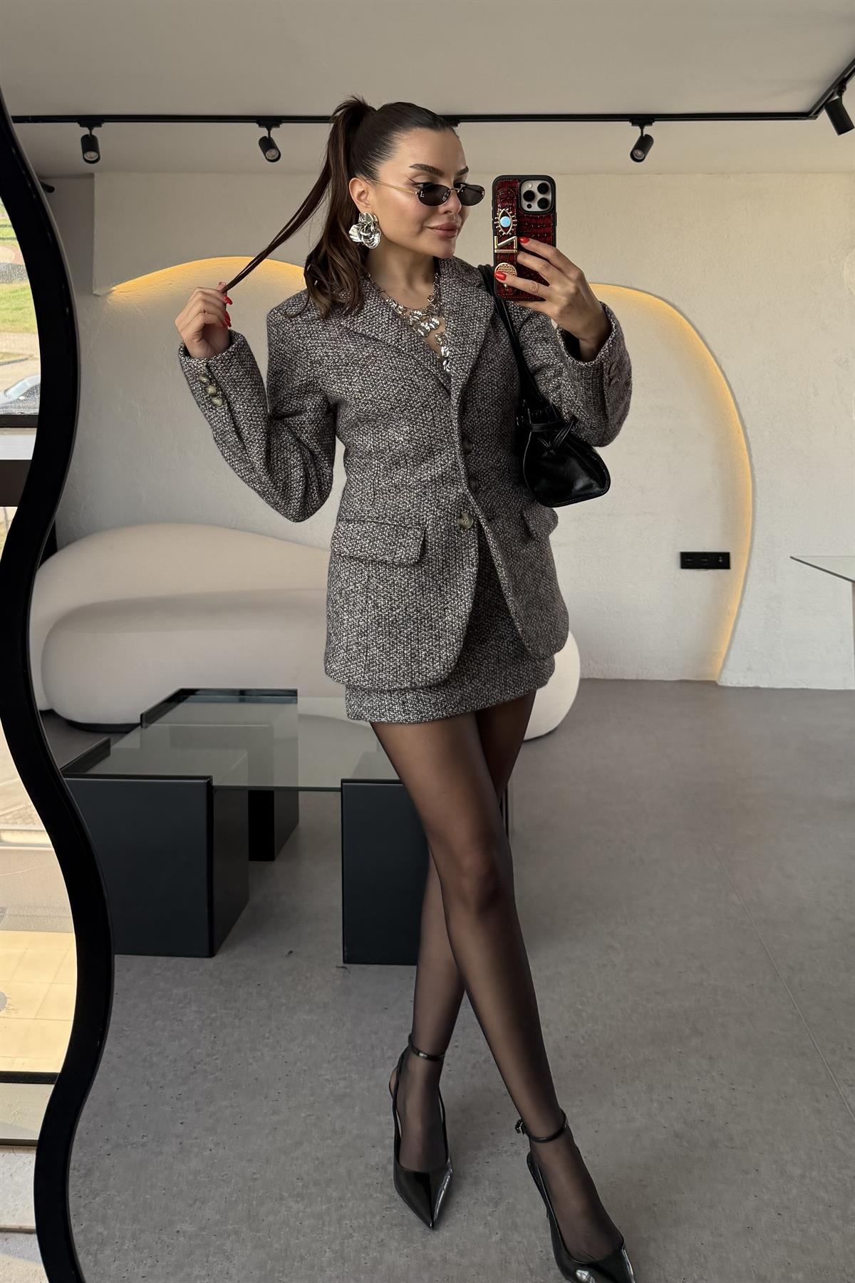 Tweed Siyah İçi Şortlu Etek Takım 