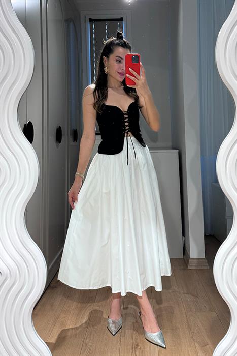 Tyagi Kloş Etek - Beyaz