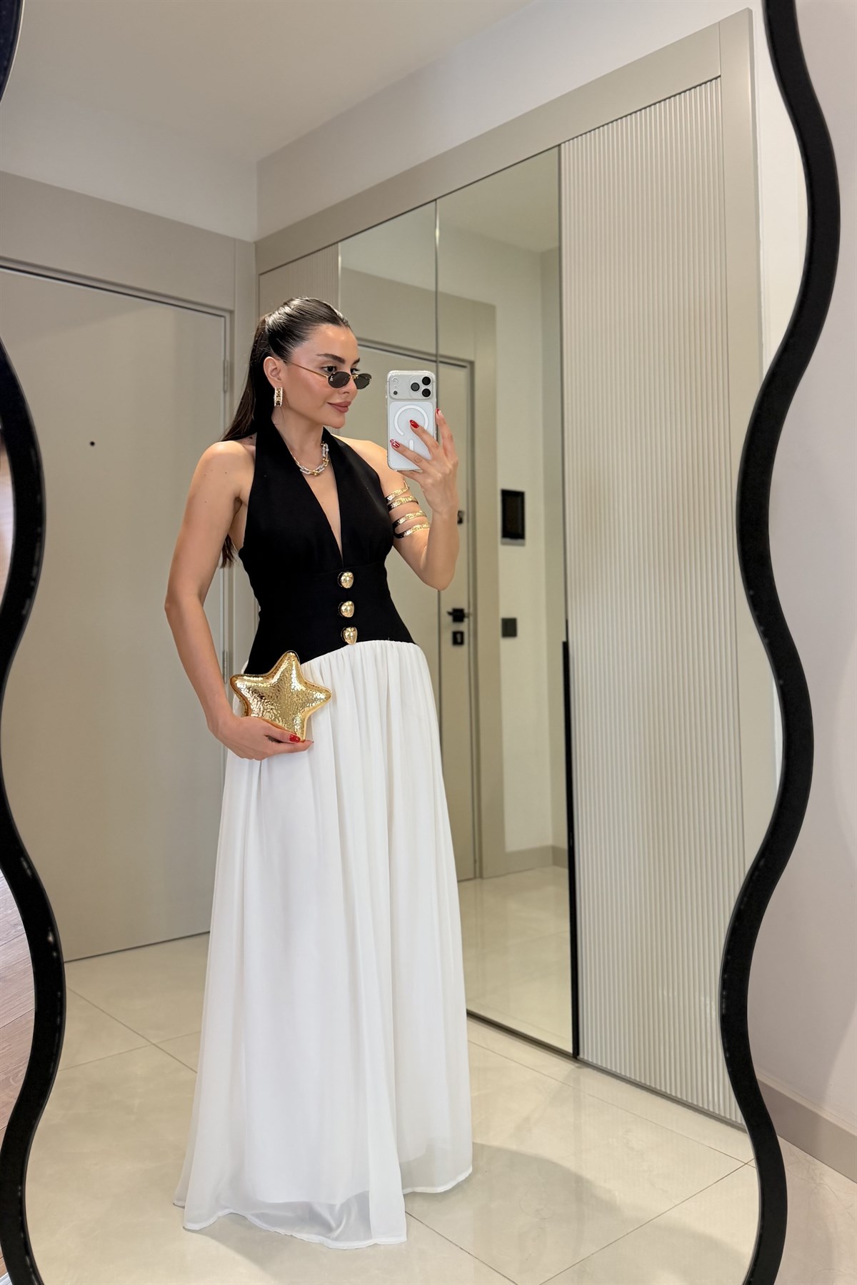 Tylie Gold Düğme Detaylı Kontrast Maxi Elbise