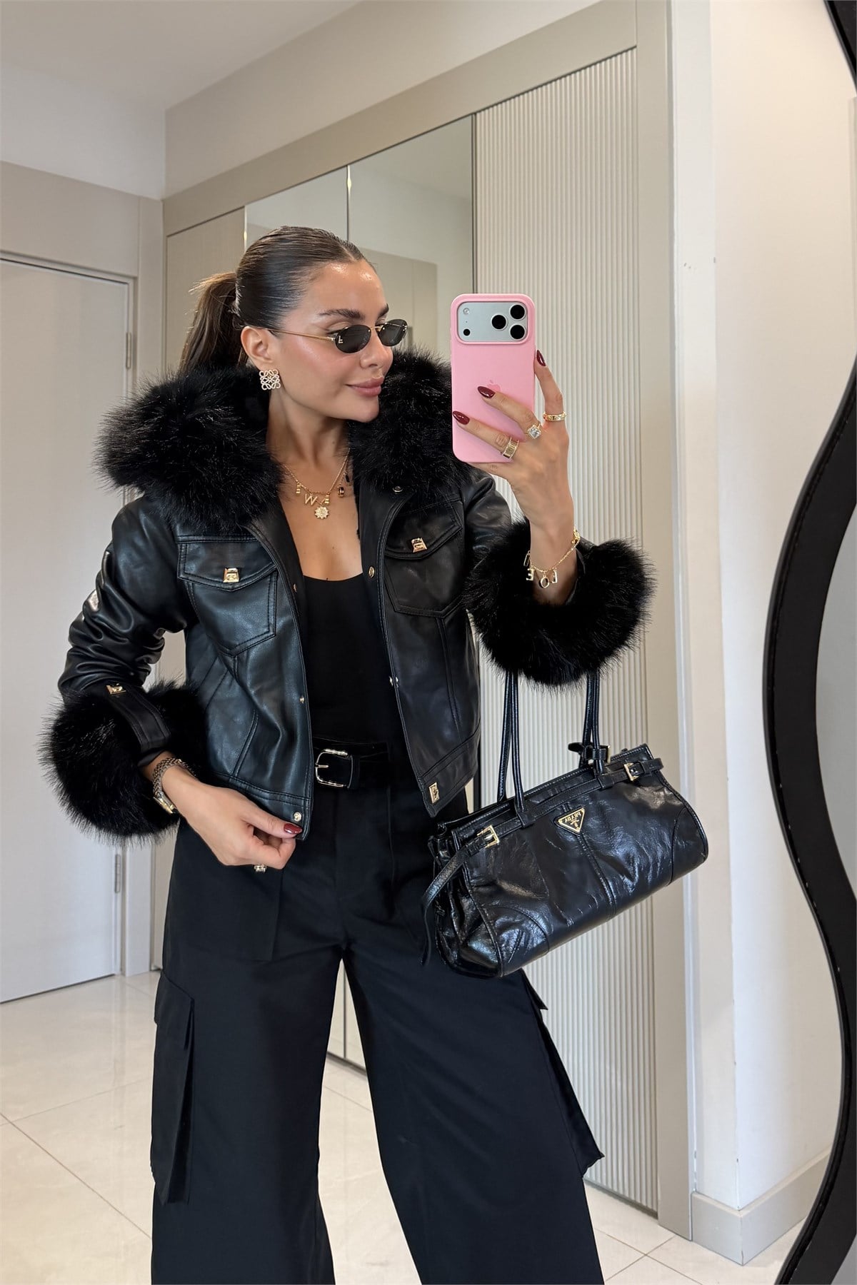 Valeria Siyah İçi Kürk Astarlı Premium Deri Mont